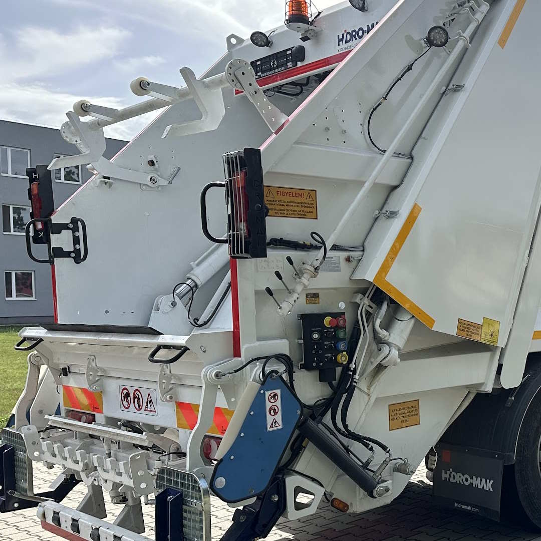 Renult alvázra épített Hidromak felépítmény - Kiskunhalas